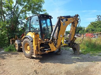 CATERPILLAR 442 E 4X4 - 8