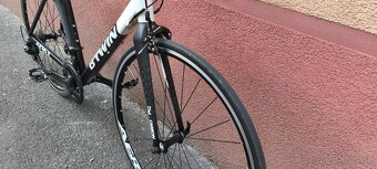 Predám cestný bicykel B-twin Triban,kolesá 28" - 8