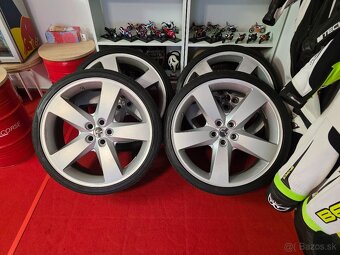 STARTECH 5X114,3 R22 + PNEU - 8