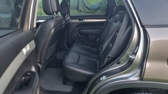 KIA SORENTO 2.2 CRDi 4WD AUTOMAT - NOVÁ STK/EK - SUPER STAV - 8