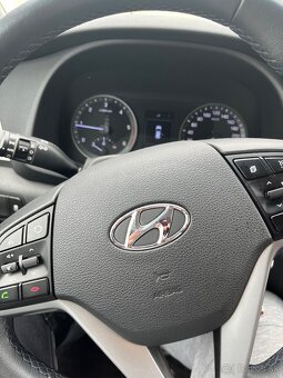 Hyundai Tucson - 8