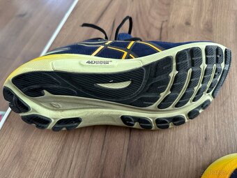 Bežecké topánky Asics GEL-KAYANO 31 - 8