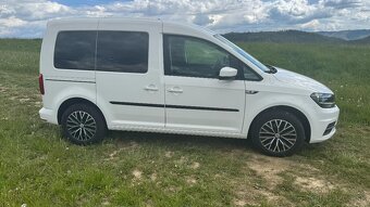 VOLKSWAGEN CADDY 2.0 TDI - 8