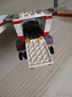 Lego City 60116 Záchranárske lietadlo - 8