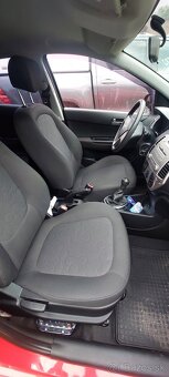 Predám Hyundai i20 1,2 rok výroby 2011 - 8