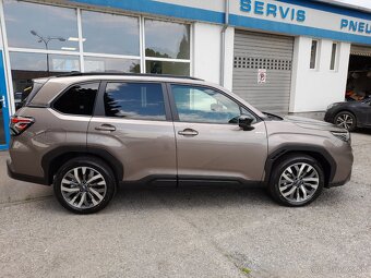 Subaru Forester 2.0i CVT Touring - Možný odpočet DPH - 8
