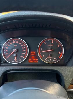 NA SPLÁTKY - Notár.zápisn / BMW X5 3.0 - 210kW - 8