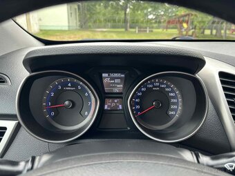 Hyundai i30 CW 1.6i MPI 16V DOHC Comfort 6st. A/T - 8