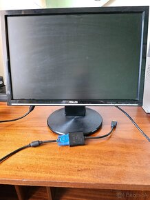 Asus LCD monitor VW198, NO 150, 20 palcový - 8