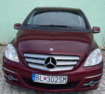 Mercedes-Benz B 180 - 8