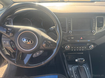 Kia Carens 1.7 CRDi 7DCT Zlatá edícia - 8