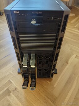 Dell Poweredge T330 - Server - 8