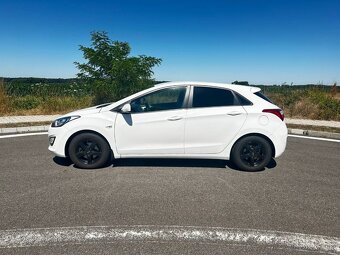 Hyundai i30 1.6 MPI - 8