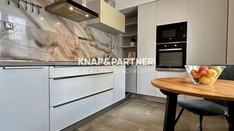 REZERVOVANÉ KOMPLETNE ZARIADENÝ 2-IZBOVÝ BYT V CENTRE - 8