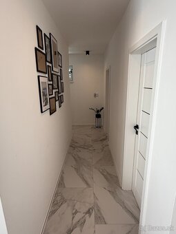 Exkluzívne: Kompletne zariadený 3izb. rodinný dom - 8