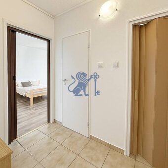1-izb. byt s pekným výhľadom a južnou orientáciou, Drobného - 8