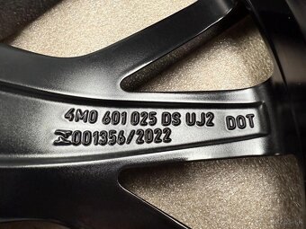 Originál kolesa Audi Q7 / SQ7 22” - 8