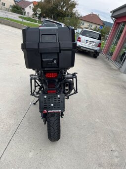 Honda Africa Twin CRF 1000 - 8