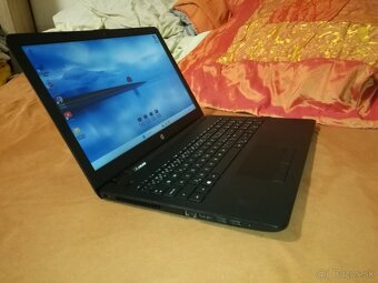 HP. 4-Jadro. 15,6 HD. SSD 128GB. 8 GB DDR4. Nová baterka. - 8
