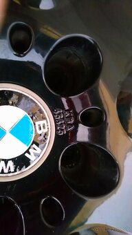 Predám komplet BMW kolesá R16 - 8