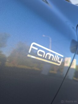 ŠKODA OCTAVIA FAMILY 2.0TDI CR  DSG + MODEL 2013 + XENON - 8