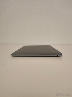 MacBook Air 2019 A1932 | i5 1.6 GHz | 8 GB RAM | 128 GB SSD - 8