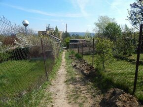 Predaj:Pozemok (záhrady) so stavebným povolením, v Dúbravke  - 8