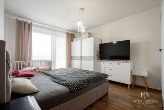 na predaj kompletne zariadený, moderný 3-izbový byt v blízko - 8