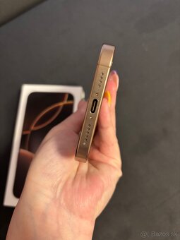 iPhone 16 Pro Max Desert Titanium - 8