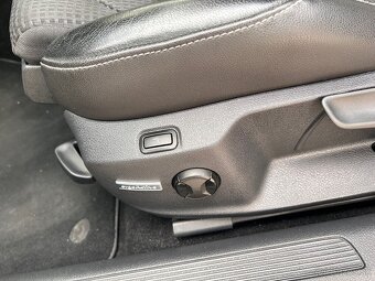 Vw Golf 7 2.0 TDi 110kw - 8