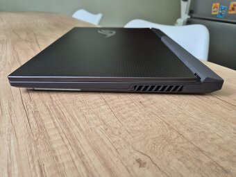 Asus ROG /Ryzen 7 4800H/16GB RAM/144Hz IPS/512GB/RTX 3050 Ti - 8