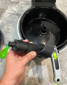 Tefal ActiFry 2-in-1 YV960133 Teplovzdušná fritéza - 8