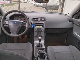 Volvo S40 2.0D, 100kw, 2004 - 8