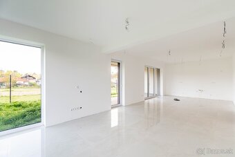 BEDES | novostavba 182m2, pozemok 659m2, 3x terasa, garáž - 8