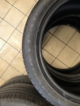 Goodyear Eagle F1 275/40R20 106W Pirelli Pzero 245/45 R20 - 8