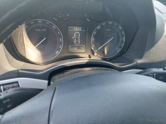 Skoda octavia 1,9tdi dsg - 8