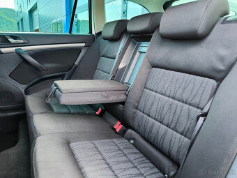 Škoda Octavia Combi 2.0TDI Elegance 2011 - 8