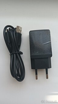 Tablet na pamatovu kartu s nabijackou - 8