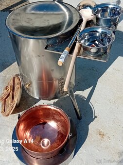Nerezová kotlina na guláš - 8