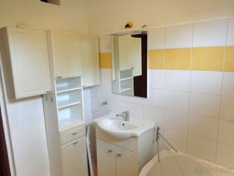 Prenájom trojizbový byt, 80 m2, Banská Bystrica. - 8