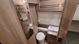 Komfortný karavan Dreamer Campervan XL – automat, 4 miesta, - 8
