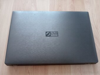 predám 15,6" notebook chiliGREEN / 4gb ram / Windows 7 - 8