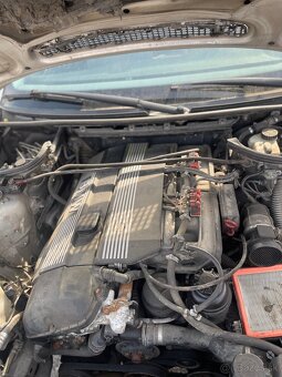 Rozpredam BMW e46 323i 125kw - 8