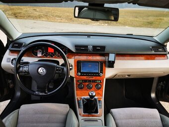 VW PASSAT 2.0TDI 103KW 140PS HIGHLINE NAVI KOŽA ŤAŽNÉ R17 - 8