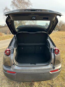 Mazda mx-30 - 8