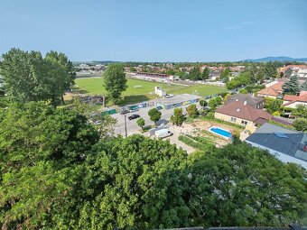 Topoľčany - 3 izbový byt s 3 balkónmi - pôvodný stav - 8