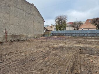 Zľava 10.000€ do 15.7.2025 - pozemok v centre Lučenca pre do - 8