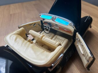 Mercedes-benz 300S 1:18 Maisto - 8