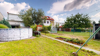 PREDAJ dvoj-generačného rodinného domu PEZINOK - 8