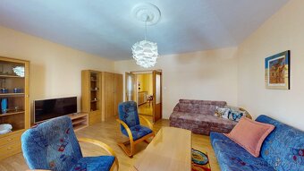 Priestranný 3 izb. byt na Juhu s parkovaním vo dvore - 8